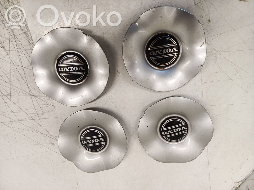 Volvo V70 Dekielki / Kapsle oryginalne 