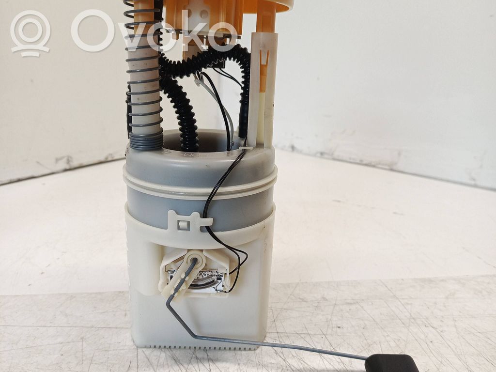Smart ForFour I Bomba interna de combustible 