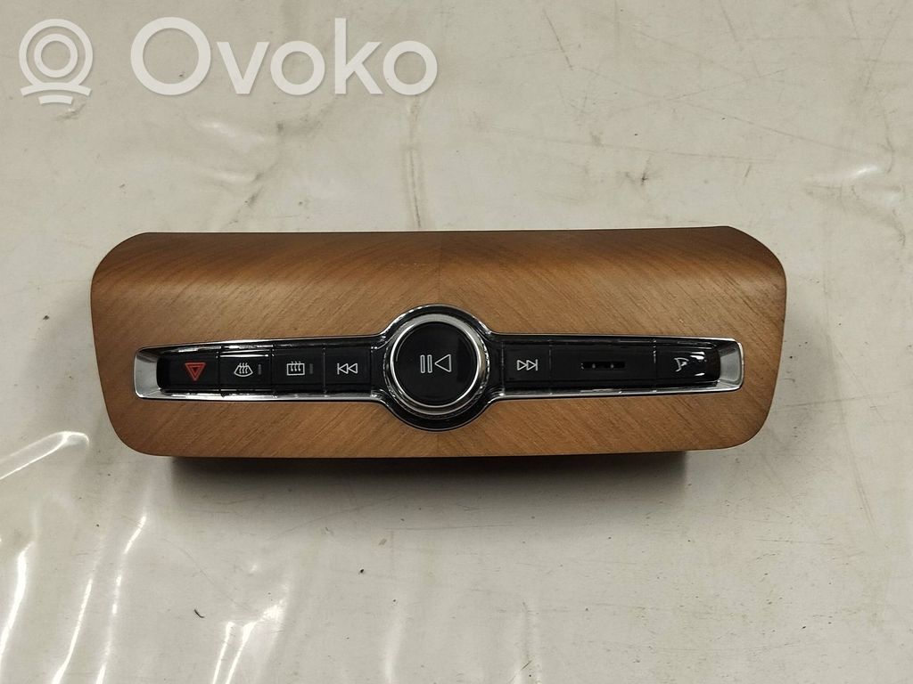 Volvo XC90 Head unit multimedia control 