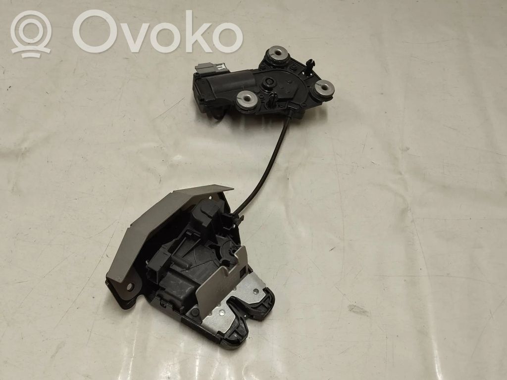 Volvo XC60 Loading door lock 