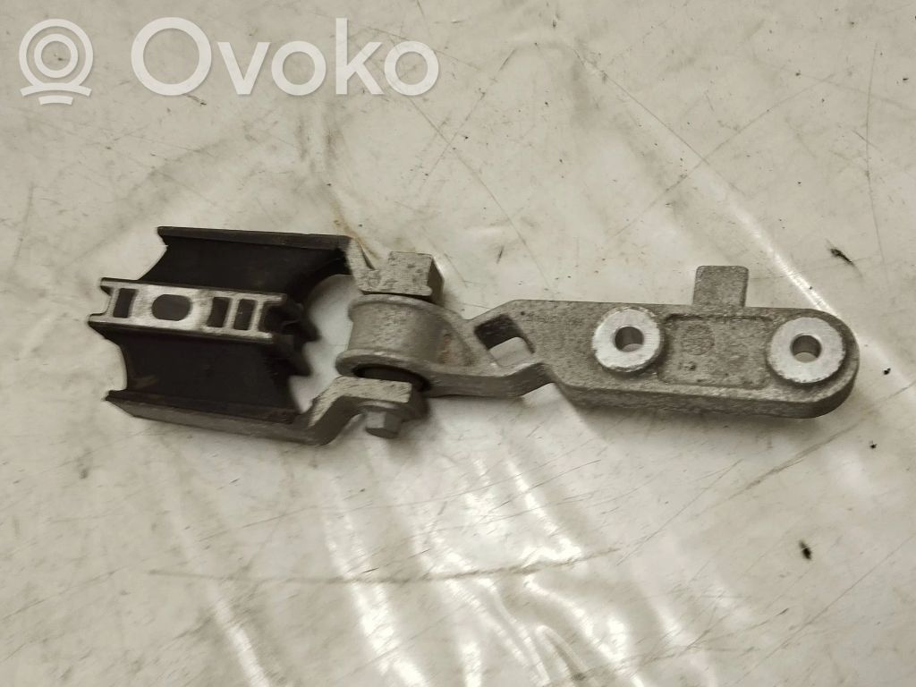 Volvo XC60 Gearbox mount 