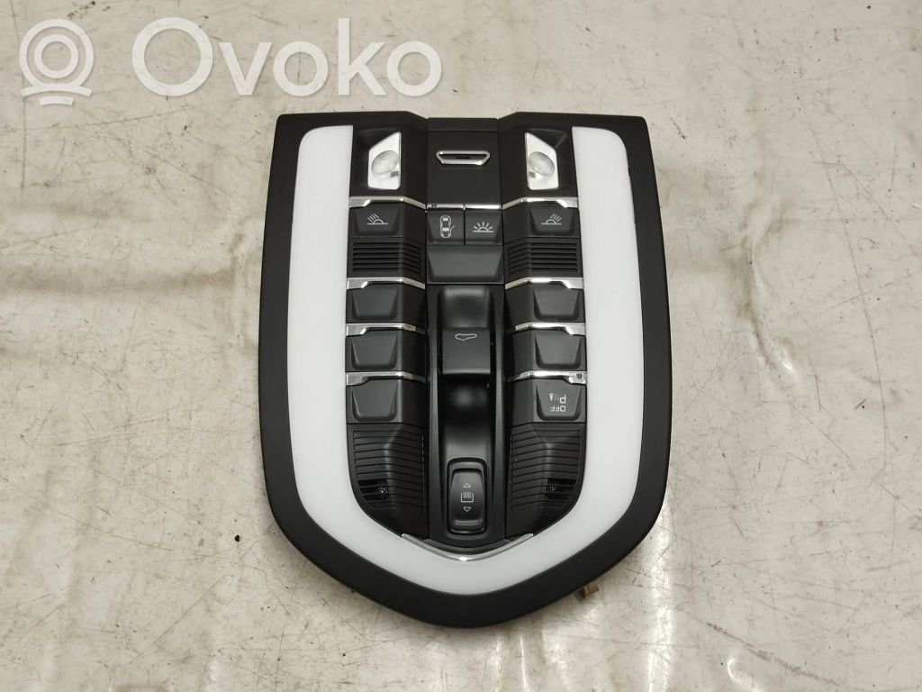 Porsche Macan (95B) Front seat light 