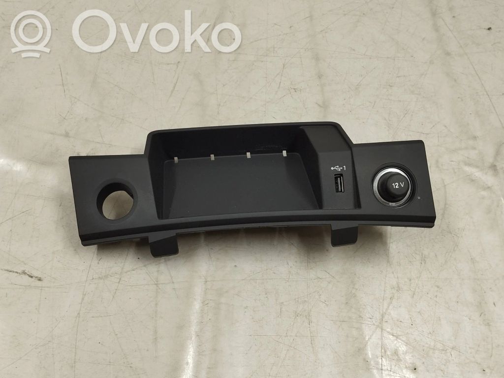 Audi Q5 SQ5 FY Enchufe conector USB 