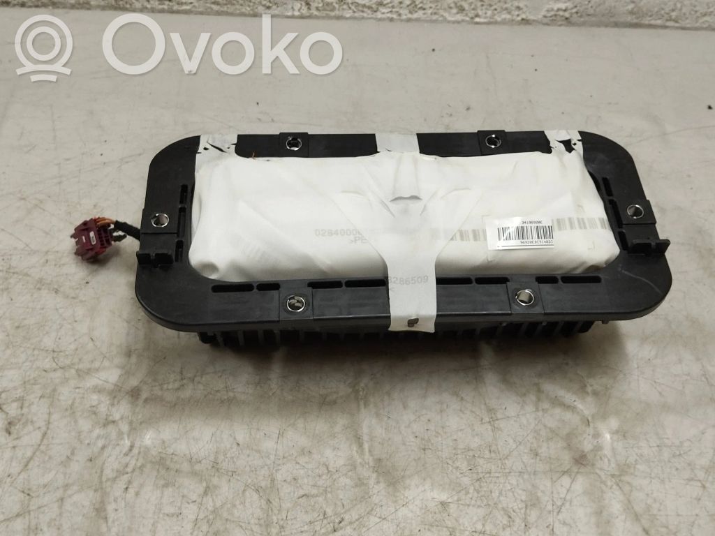 Volvo S90, V90 Passenger airbag 