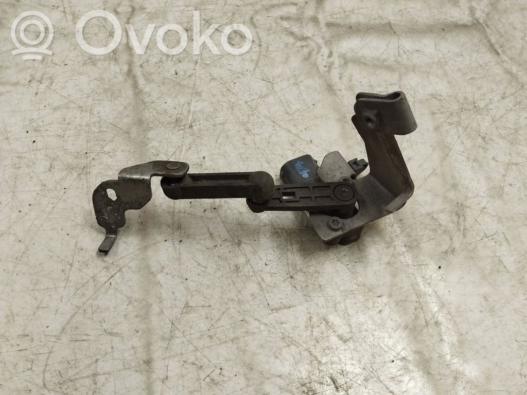 Volvo S90, V90 Rear air suspension level height sensor 