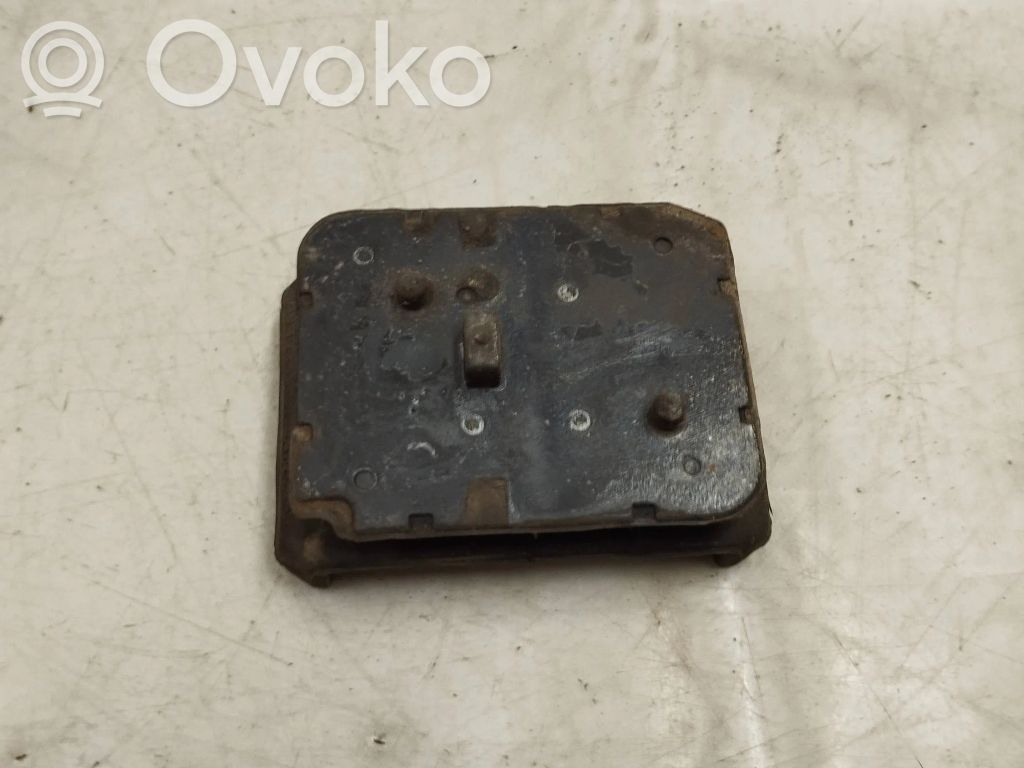 Volvo S90, V90 Rear coil spring rubber mount 