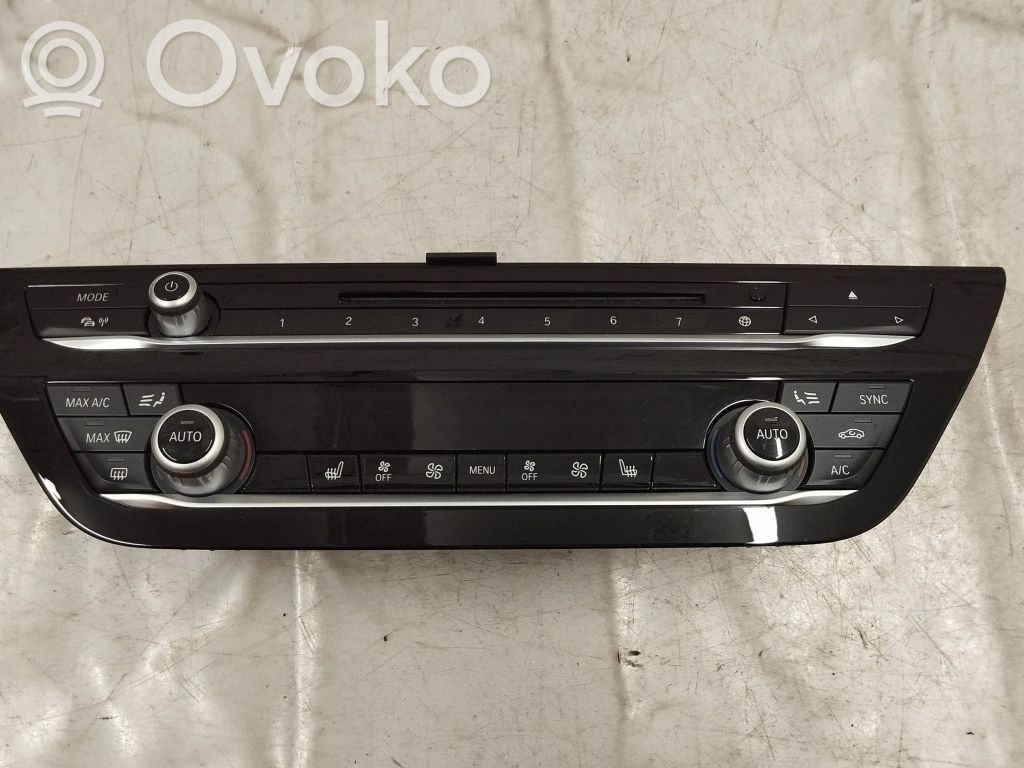 BMW 5 G30 G31 G38 Climate control unit 