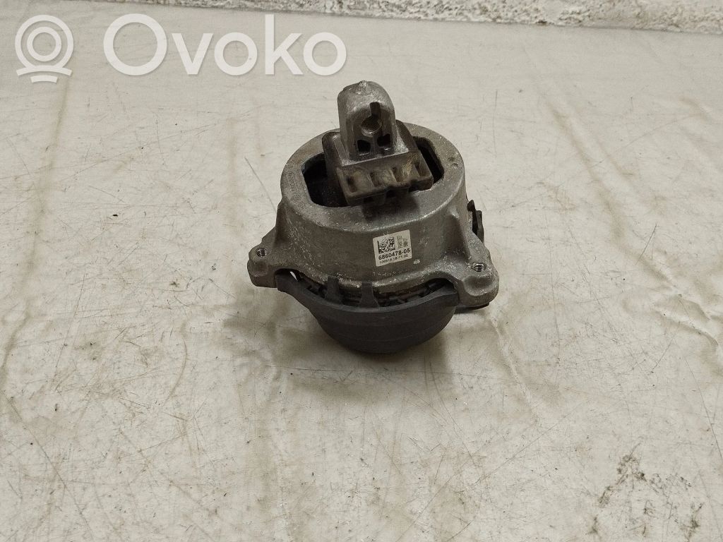 BMW 5 G30 G31 G38 Engine mount bracket 