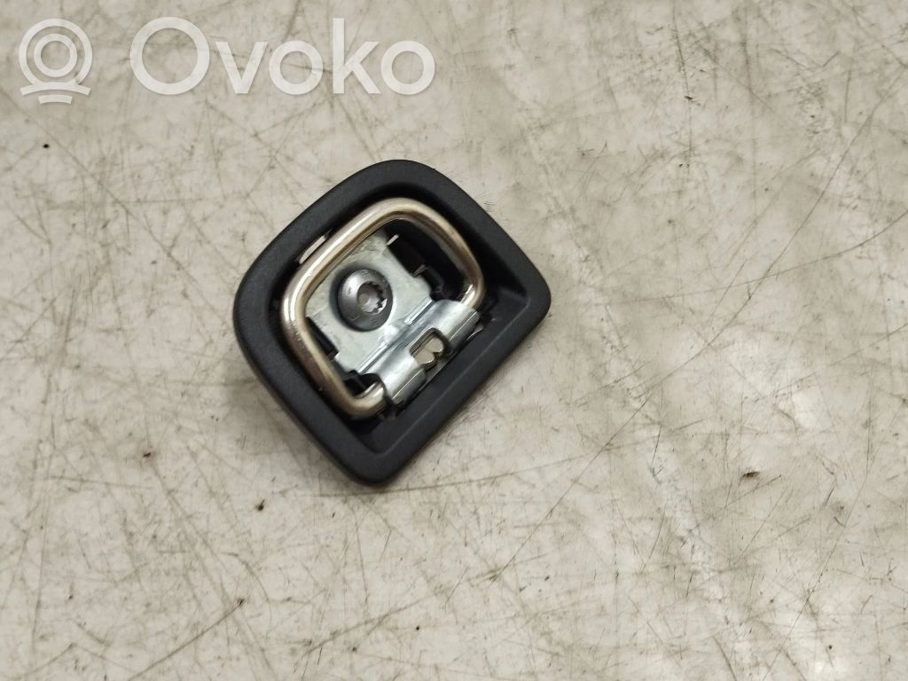 Tie down hook / loop   8V0863503F