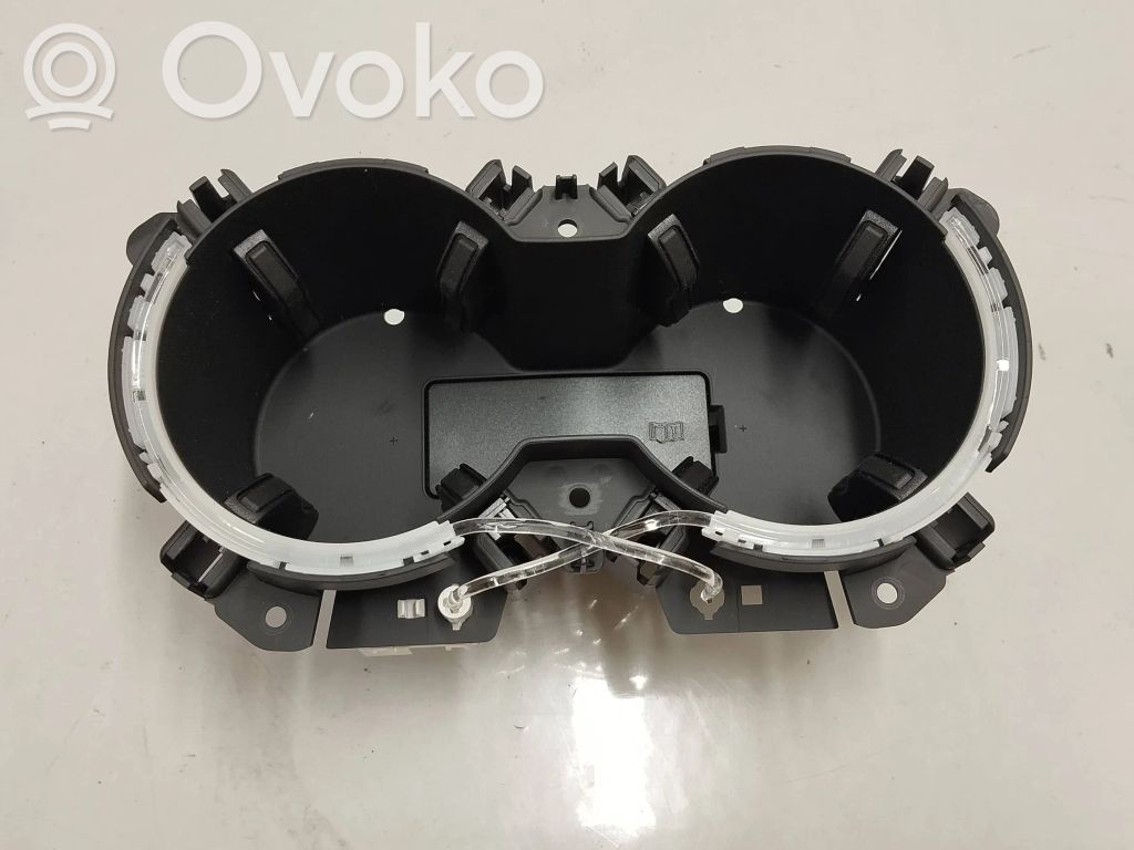 Audi A5 Cup holder front 