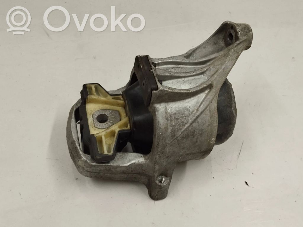 Audi A4 S4 B9 8W Engine mount bracket 