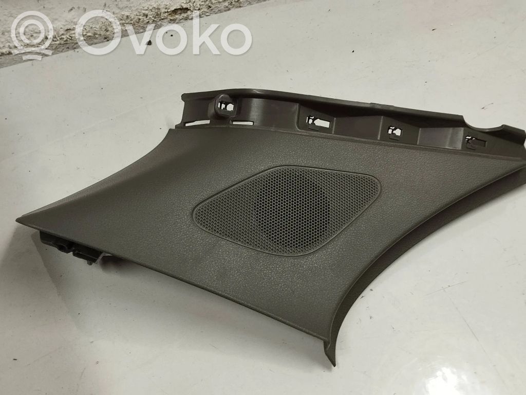 Porsche Macan (95B) Moldura del pillar (D) (Inferior) 