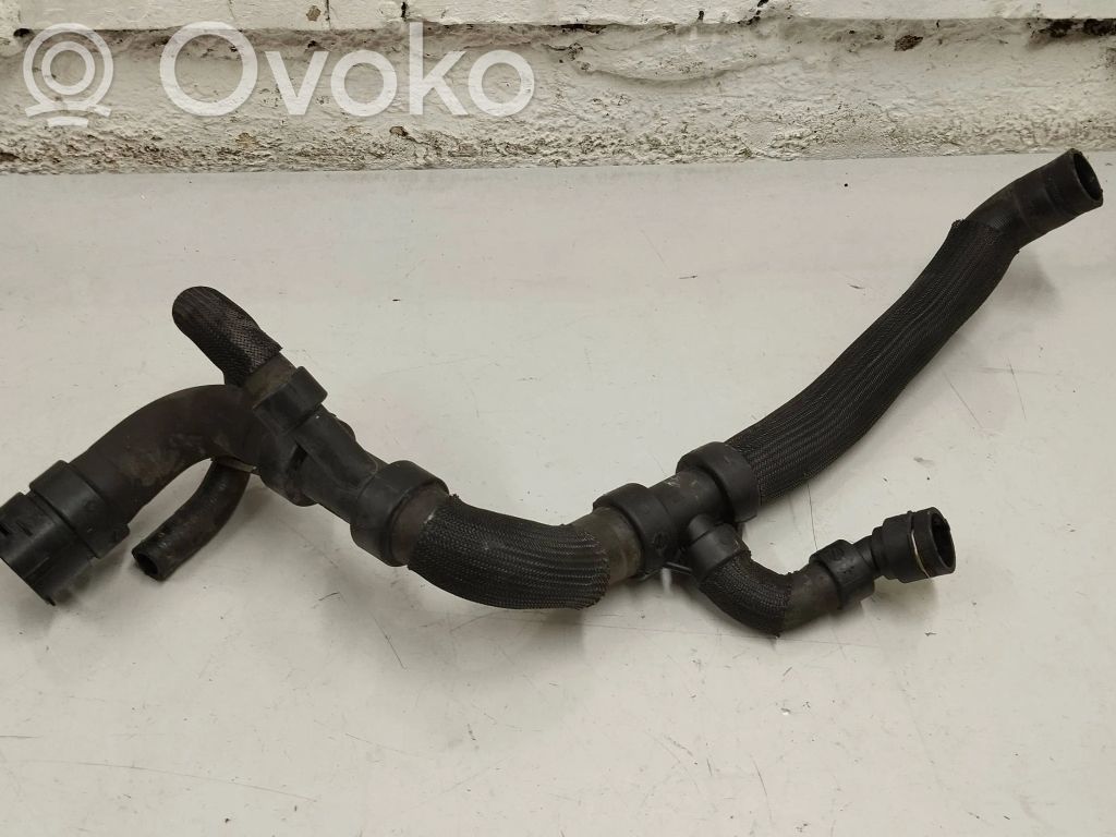 Volvo XC60 Engine coolant pipe/hose 