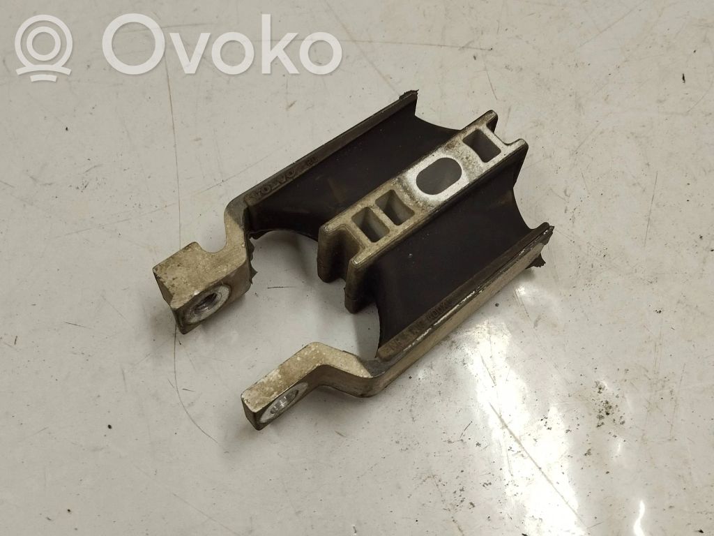 Volvo S60 Gearbox mount 