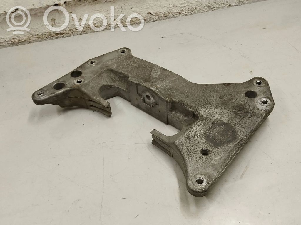 BMW 3 G20 G21 Gearbox mounting bracket 