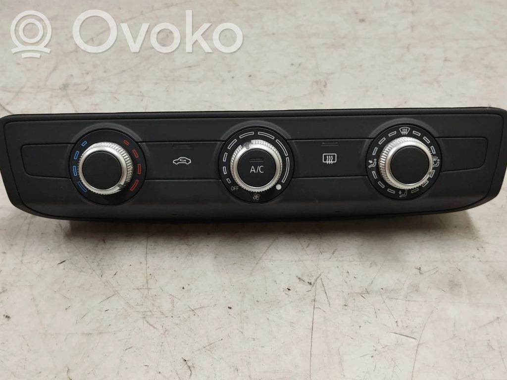 Audi A1 Climate control unit 