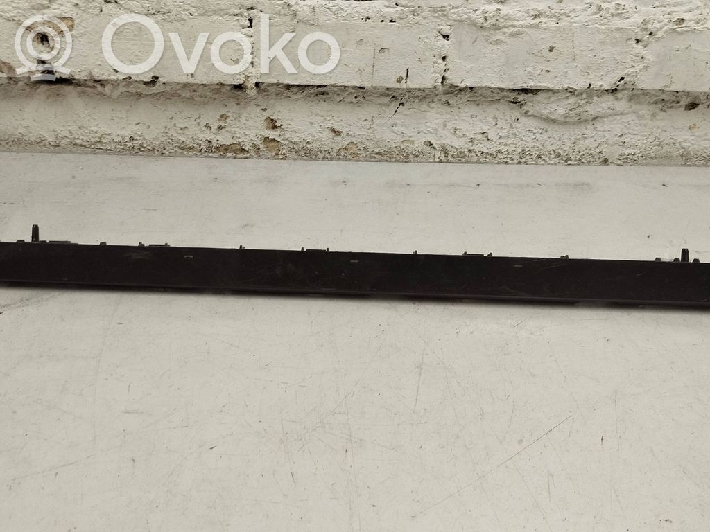 Volvo XC90 Listón sujeción faldón 