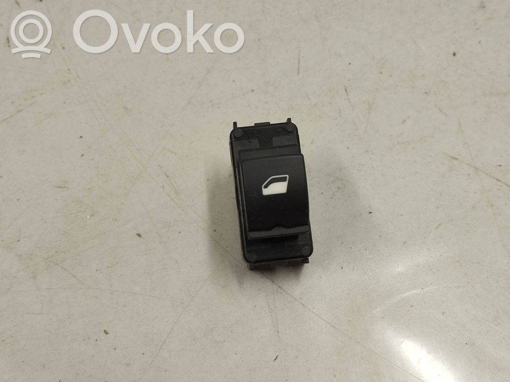 Opel Grandland X Electric window control switch 