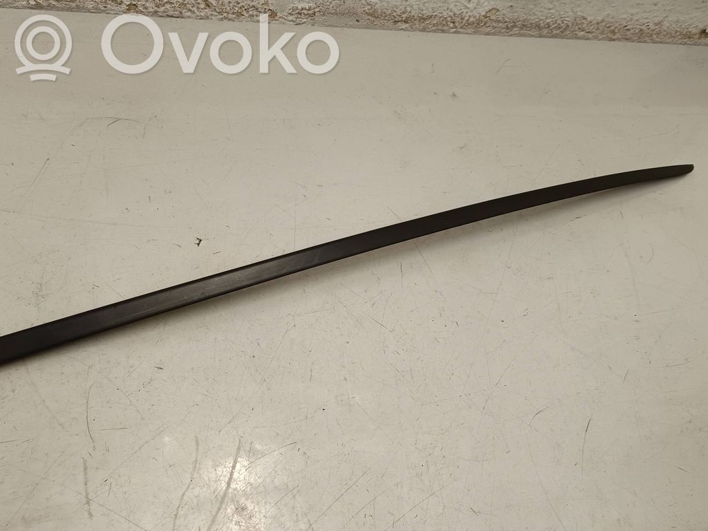 Windshield trim   4M8854327