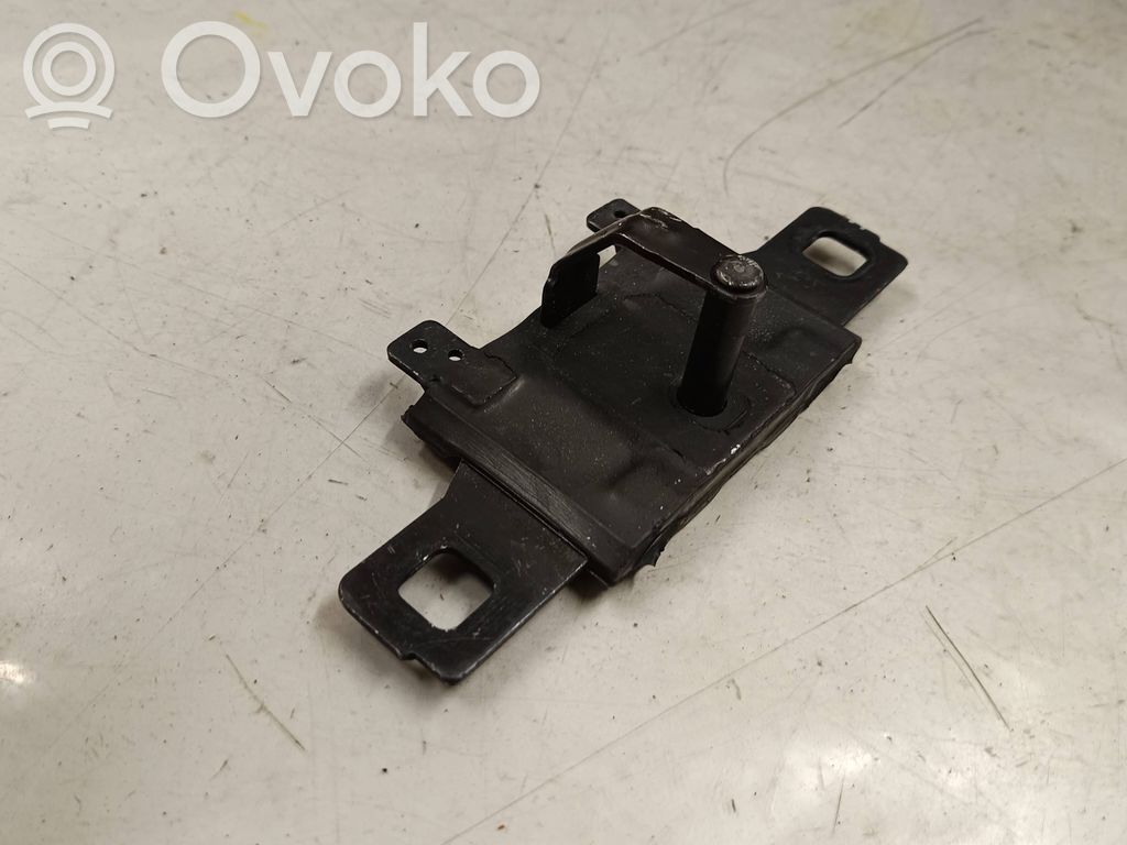 Audi Q8 Trunk lock loop 