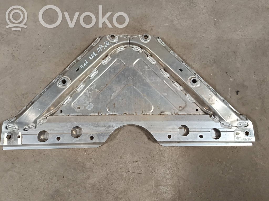 Engine splash shield/under tray   9465403
