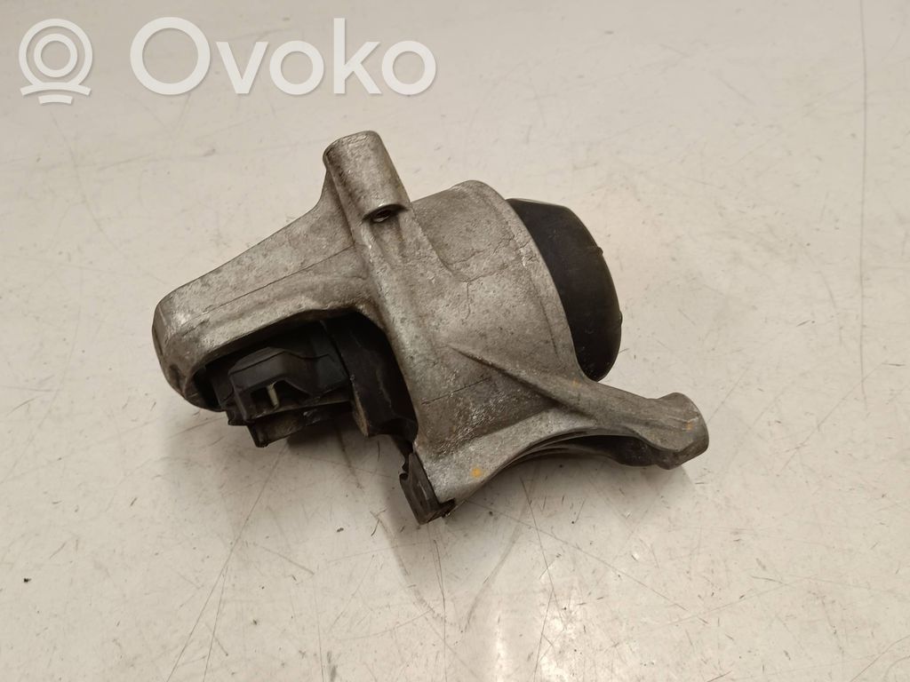 Audi A4 S4 B9 8W Variklio pagalvė 