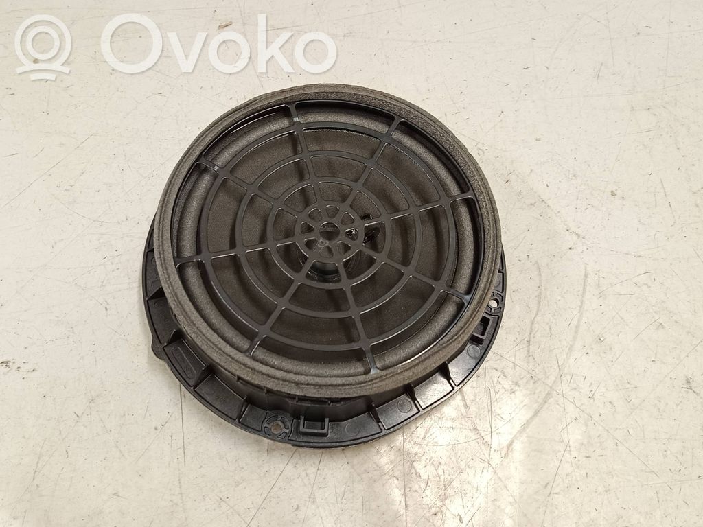 Audi A5 Garsiakalbis (-iai) priekinėse duryse 
