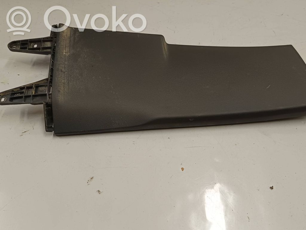 Seat Leon (5F) B-pilarin verhoilu (alaosa) 