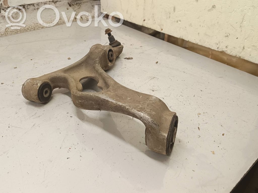 Dakša   7P0407151E