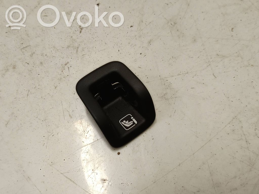 Audi Q8 Cubierta ISOFIX 