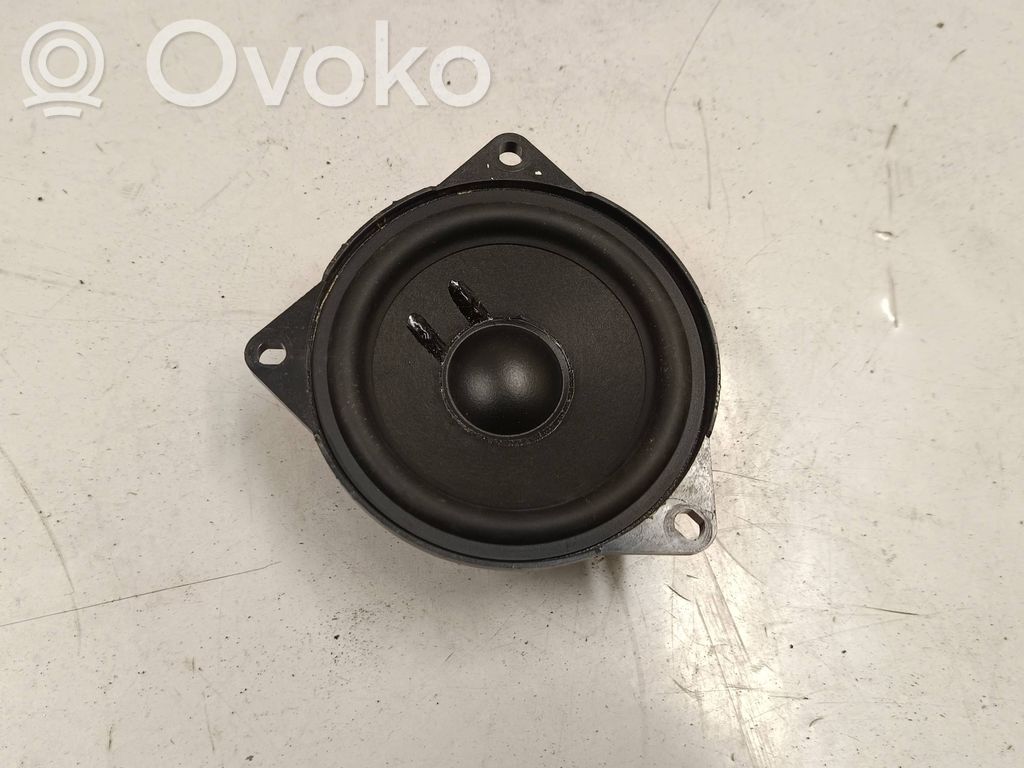 BMW 5 G60 G61 Front door speaker 