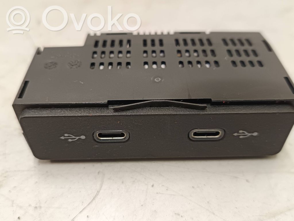 Enchufe conector USB   575035736B
