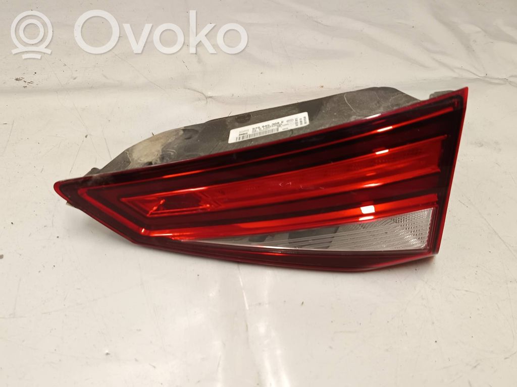Seat Ateca Lampy tylnej klapy bagażnika 
