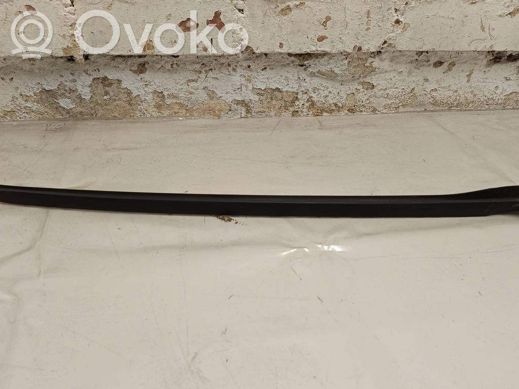 BMW i4 Windshield trim 