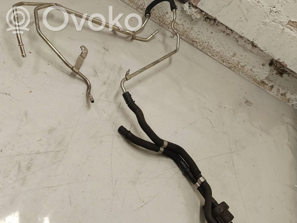 Przewód / Wąż podciśnienia   3W0133986AE,3W0133986AH,06D133517B