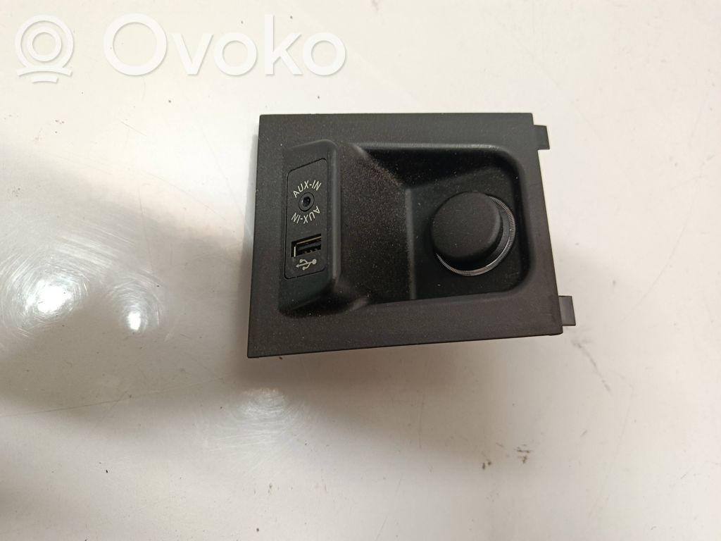 BMW X6 F16 Enchufe conector USB 
