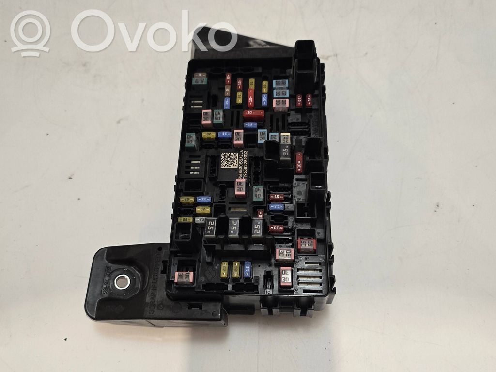 Ram 1500 DT Módulo de fusible 