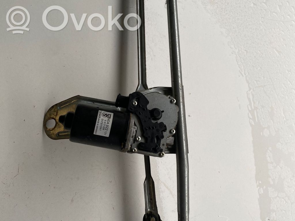 BMW X5 E53 Front wiper linkage and motor 
