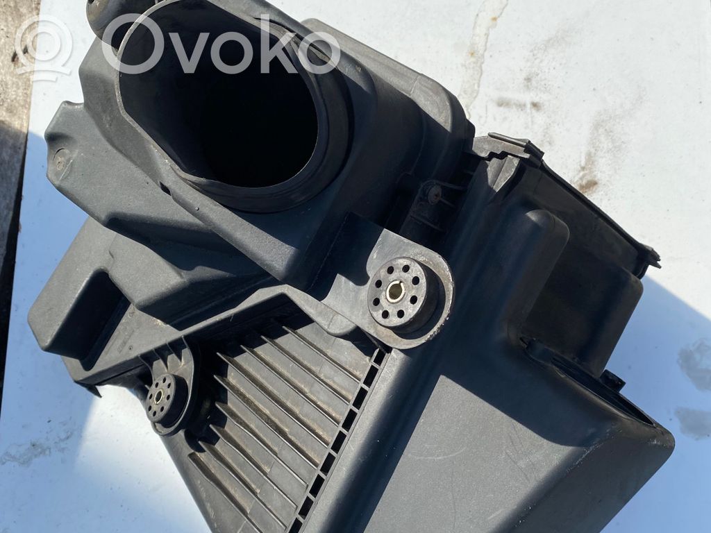 BMW 7 E65 E66 Luftfilterkasten 