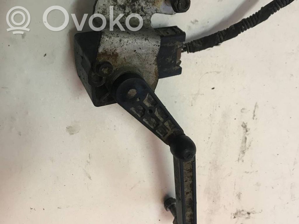 BMW 5 E60 E61 Front height sensor lever 