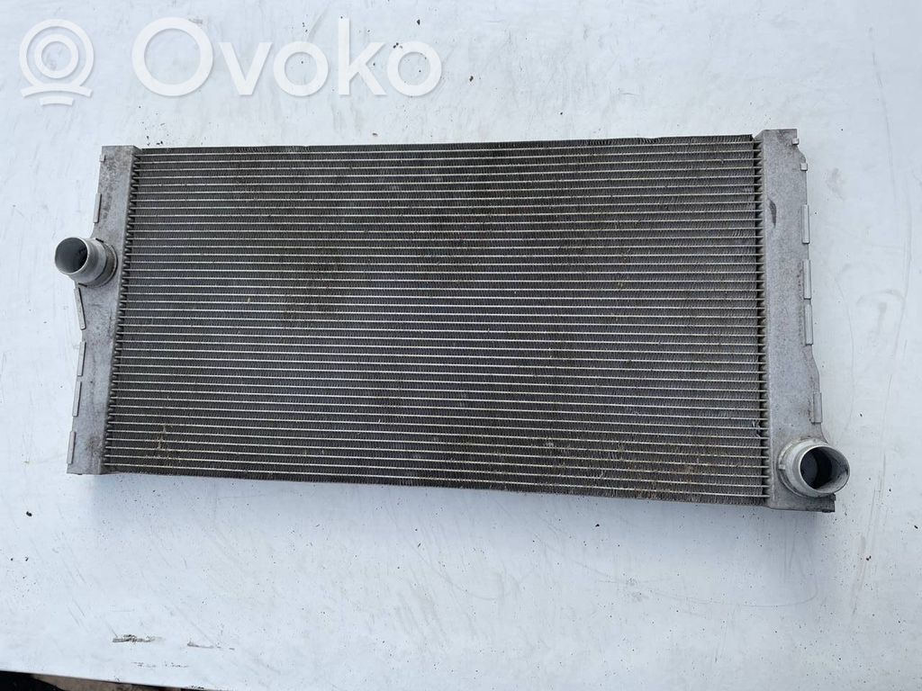 BMW 5 F10 F11 Aušinimo skysčio radiatorius 