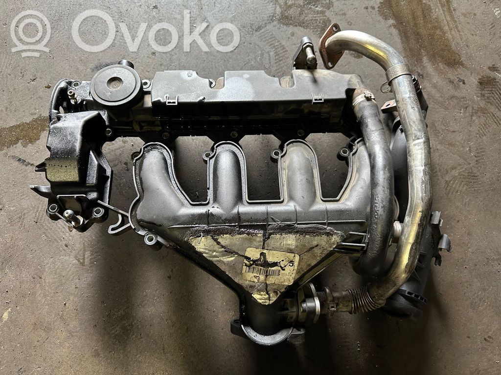 Volvo V50 Colector de admisión 