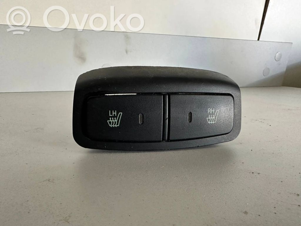Hyundai Tucson JM Seat heating switch 