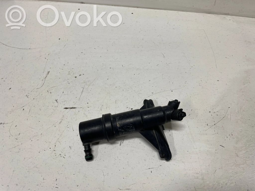 BMW 5 E60 E61 Headlight washer spray nozzle 