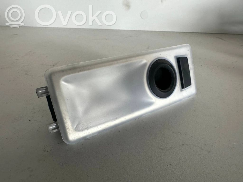 BMW 3 E90 E91 Rear seat light 
