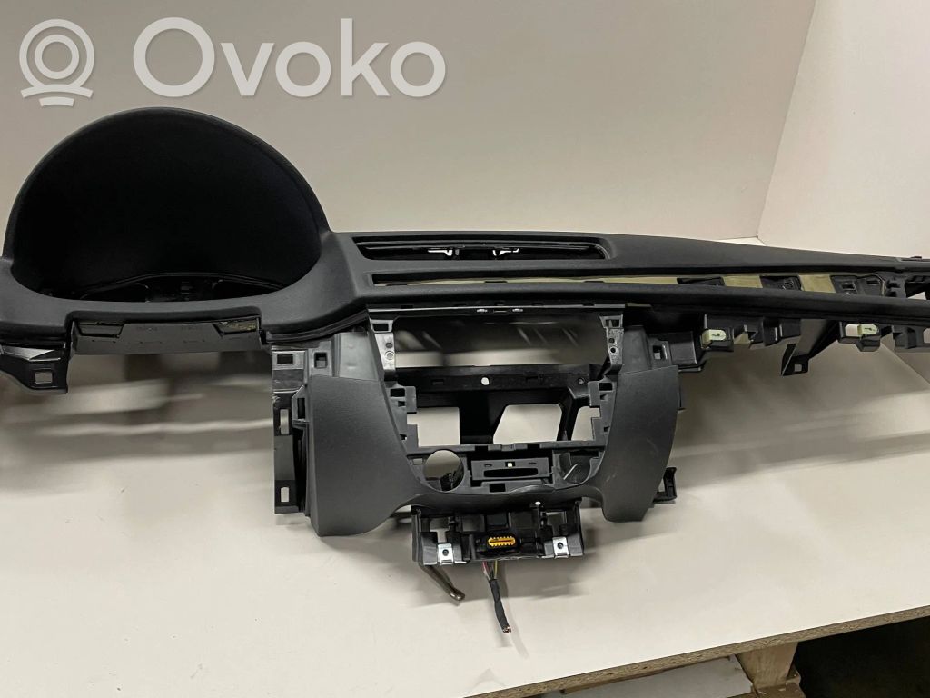 Renault Megane III Deska rozdzielcza 