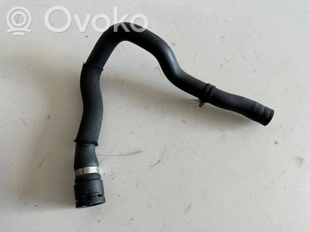 BMW X3 E83 Engine coolant pipe/hose 