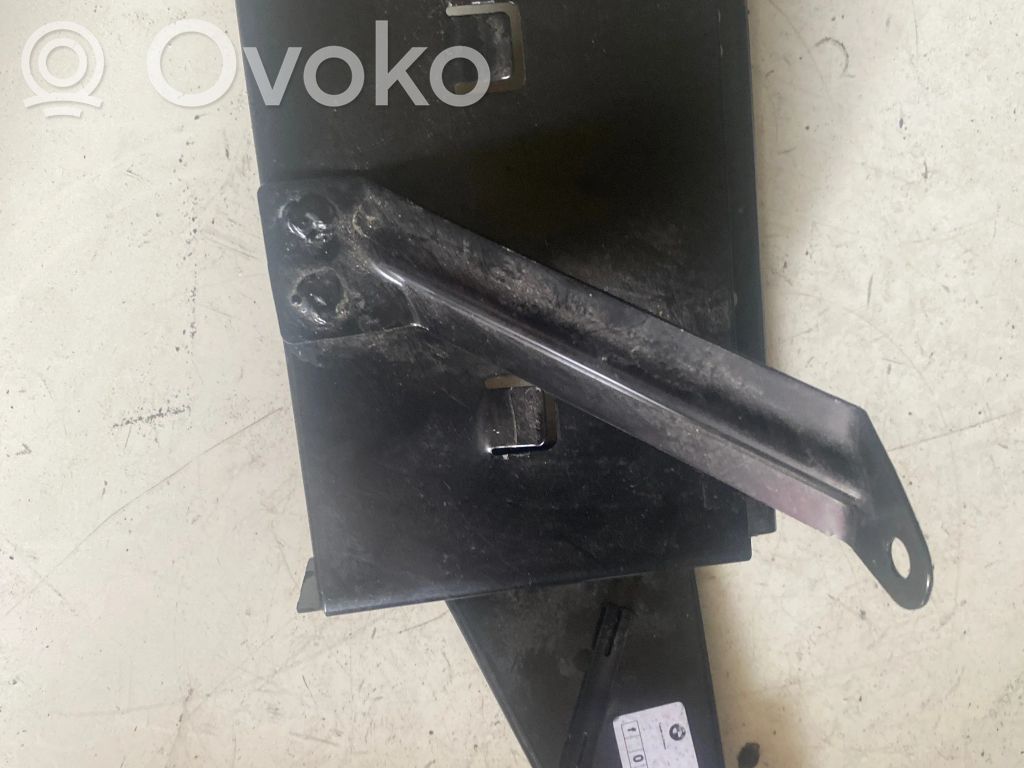 BMW X3 E83 Navigation GPS unit bracket/holder 