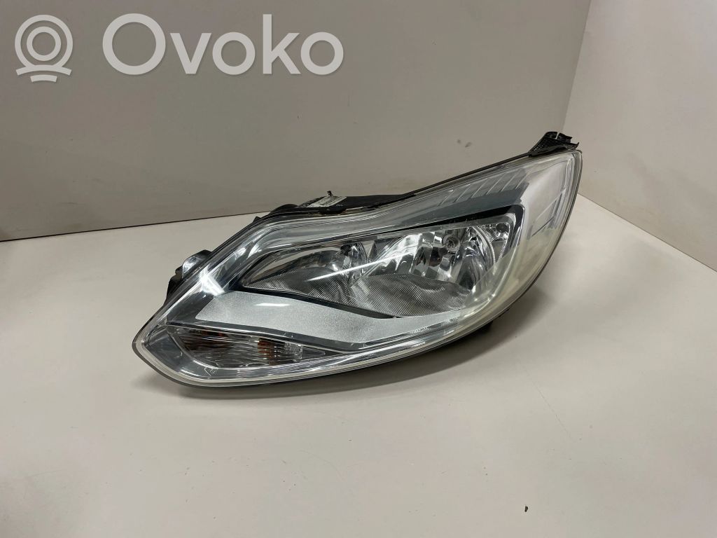 Ford Focus Headlight/headlamp 