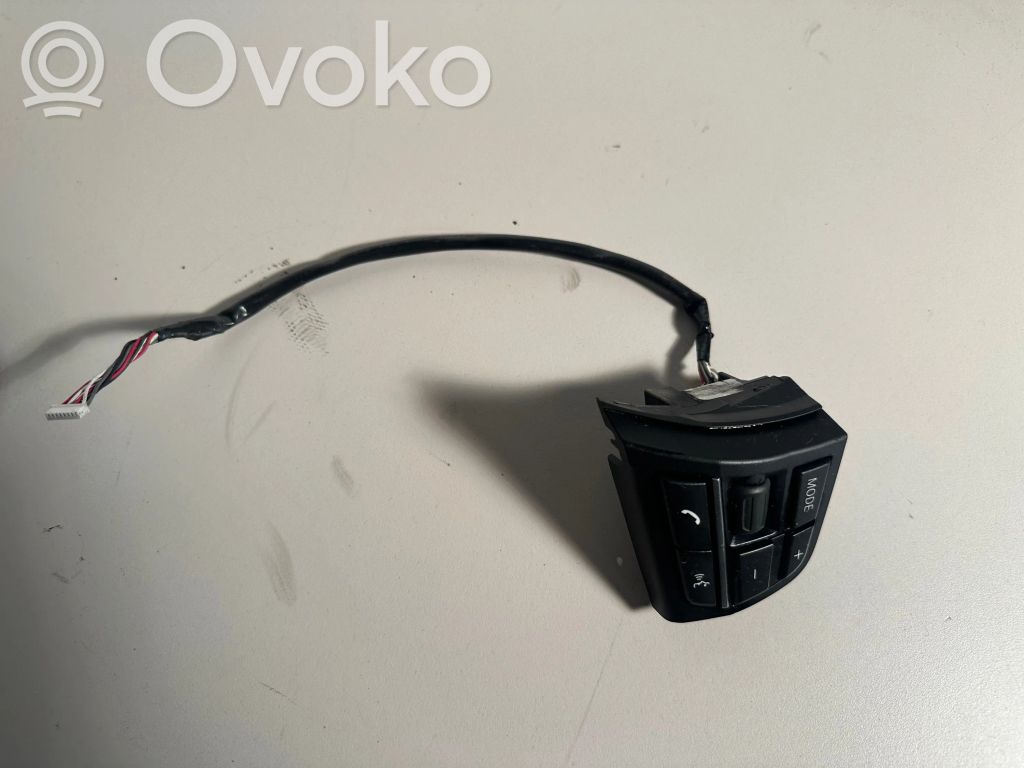 BMW 2 F45 Steering wheel buttons/switches 